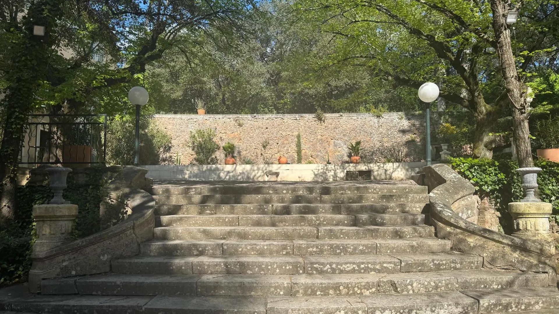Chateau De Mont-Vert Saint-Zacharie